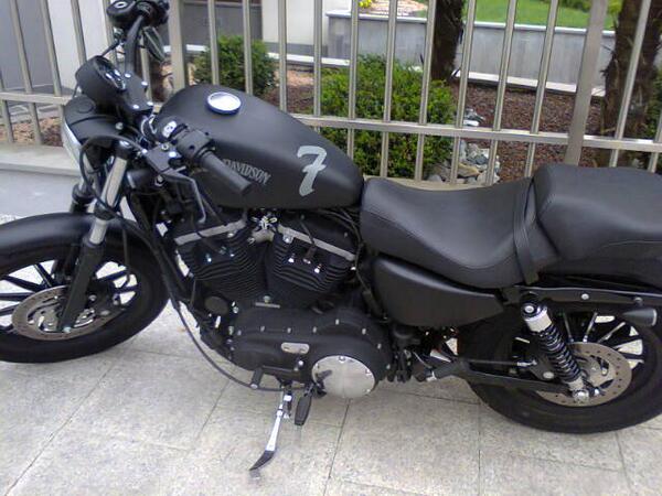 ciskyna7's tweet photo. Buongiorno Capitano #harley #neroopaco #gitainmoto @unendoyamamay http://t.co/7E7ibFLCra