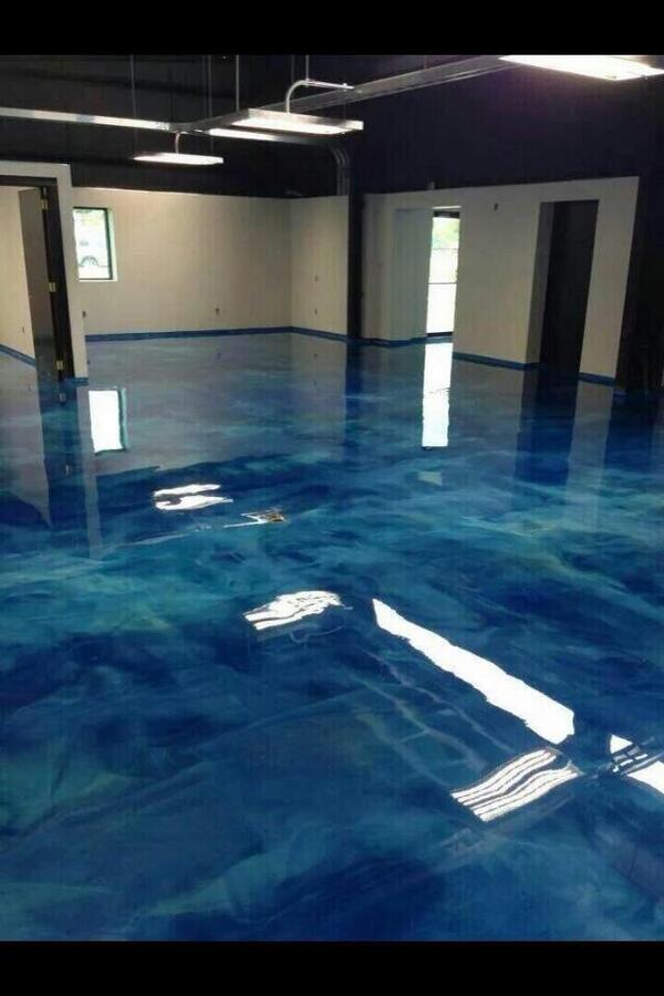 FunnyPicsDepot's tweet image. Imagine being high and walking into here 😂