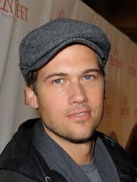 Shia LaBeouf (@notlabeouf) on Twitter photo 