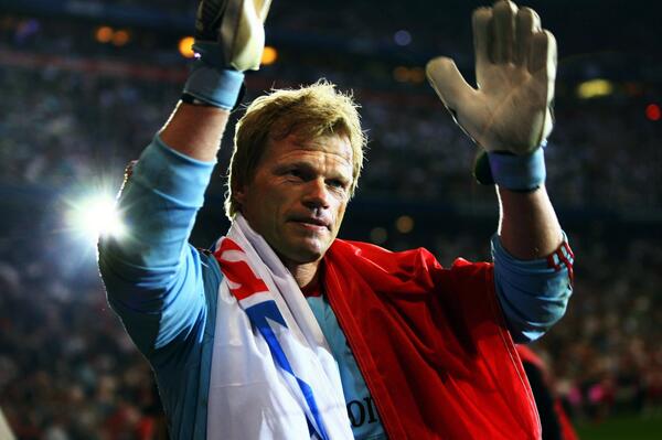 [Gardien] Oliver #Kahn "The Titan" BqJoqSeCAAA_LZ8