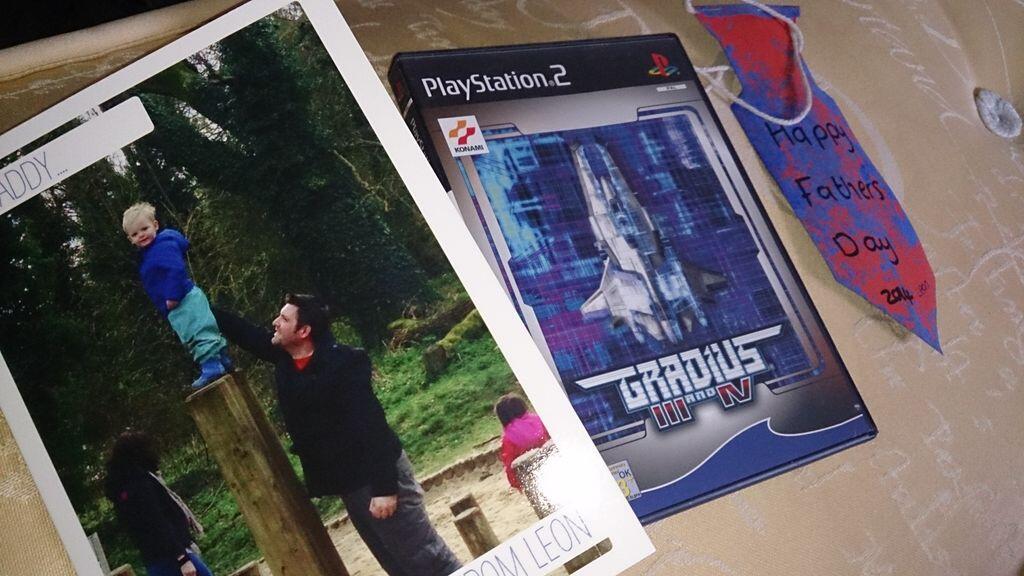 BqKERlWCMAEBbmG.jpg:large