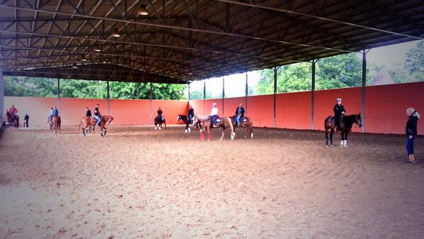 lrhareining's tweet image. ..e nonostante il cattivo tempo...il clima è caldo alla #TenutaSantaBarbara grazie alla grinta dei nostri #reiners