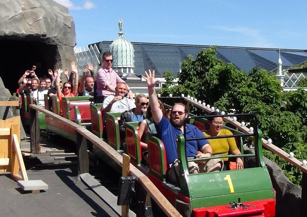 BqK_gwTCEAAP7WA.jpg:large