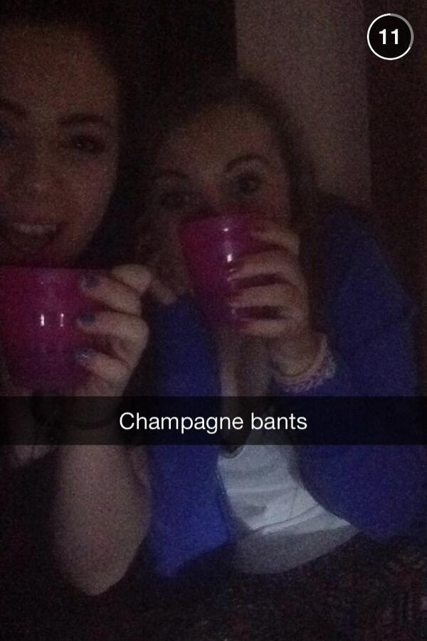 emermckeon3's tweet photo. 🍸🙉😂 http://t.co/l2jcF5HRD6