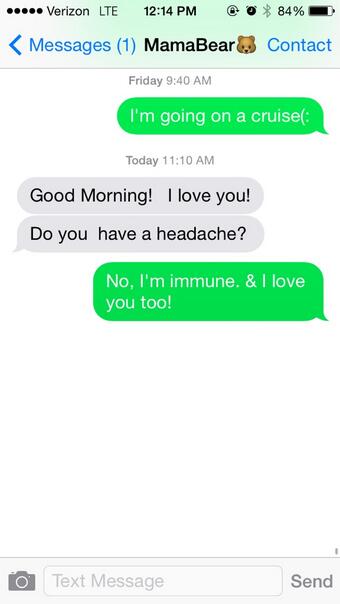 Lolz thanks for checking in on me mom ❤️ http://t.co/2krPP8qhdk<a href="/tag/ripm%C3%B6tleycr%C3%BCe"class="tags"><span>#ripm&ouml;tleycr&uuml;e</span></a>