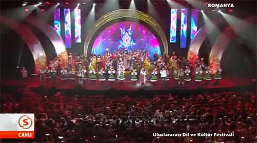 Özlettiniz... 1 yıl beklediğimize değdi. Muhteşem dakikalar yaşanıyor. Bu şölen kaçmaz. Paylaşalım.

#SevgiDiliTürkçe