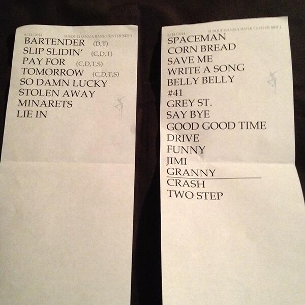 melissad1000's tweet photo. “@davematthewsbnd: We can’t thank you enough for 2 great sets! #DMB2sets 06.14: http://t.co/CB3l9H2lCF” @piratemattpei ALWAYS the encore...