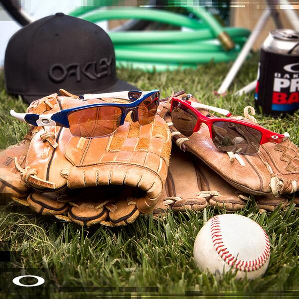 oakley's tweet photo. Happy Father's Day #flakjacket #quarterjacket http://t.co/668BKPcQTA