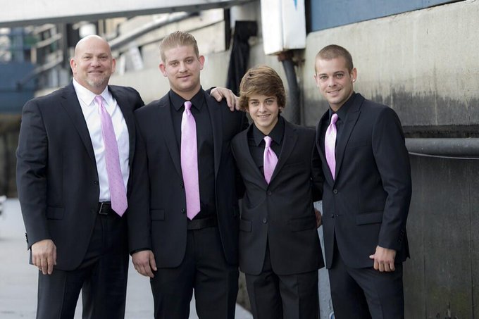 Life Of Ryan Sheckler The Skater Who Suffered His Parents Married Life Split Has Hope As He Is Dating His Hot Girlfriend