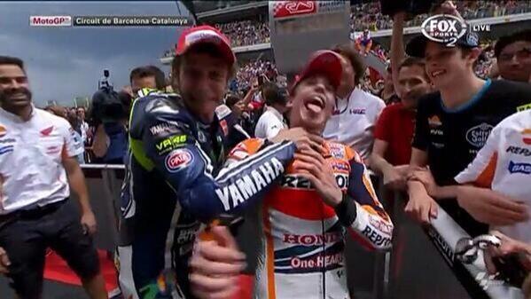 Marc93Marquez's tweet photo. VAYA DOS GRANDES. http://t.co/3BHa4800AD