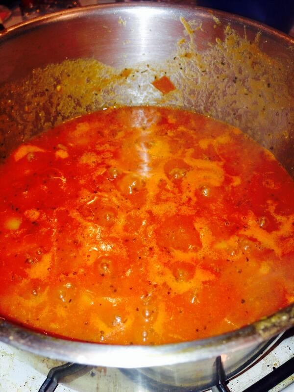 Fresh tomatoes from PP farms, makes for amazing sauce🍅🍅🍅