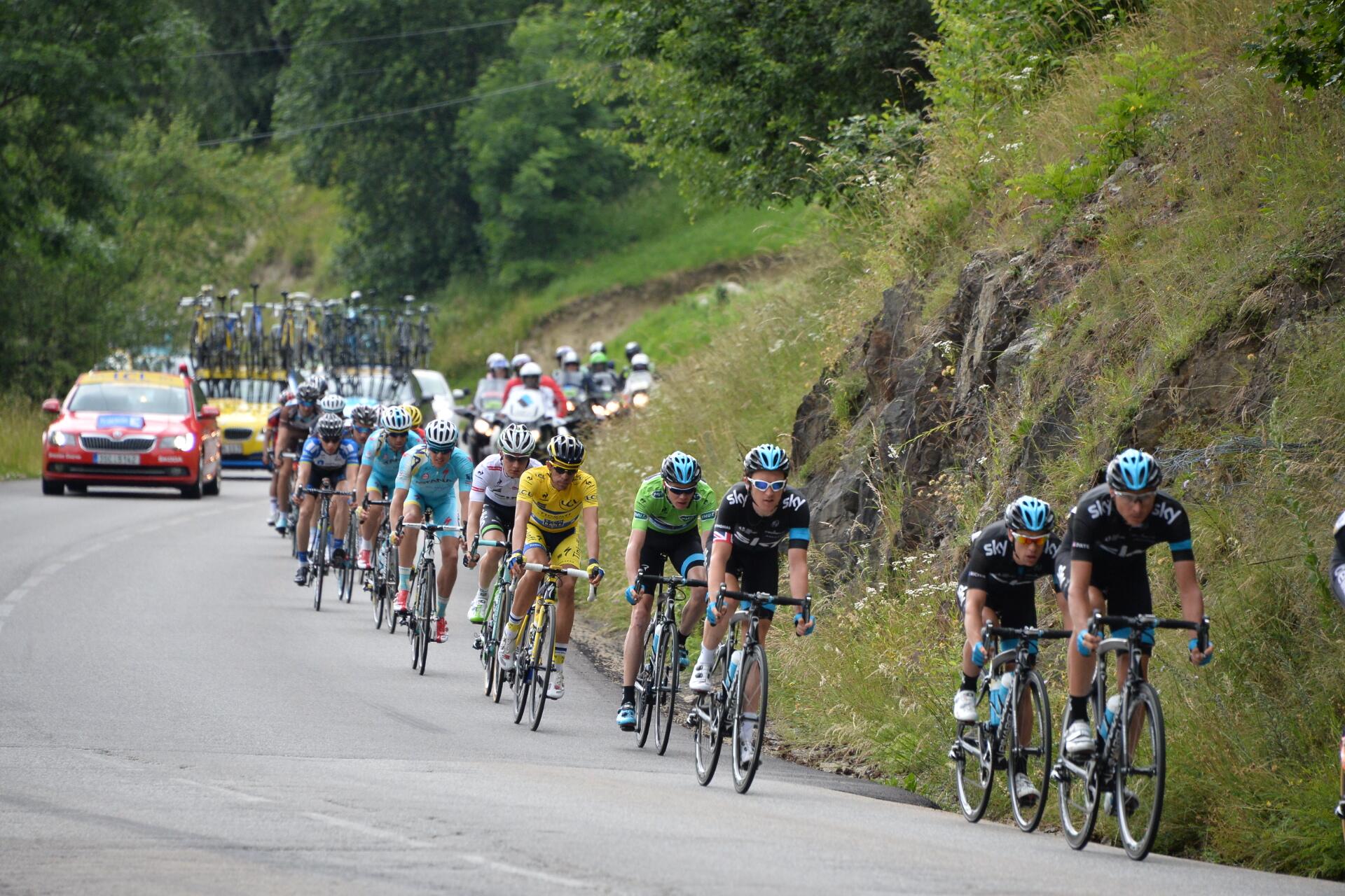 BqLGHunCQAAbYkb.jpg:large