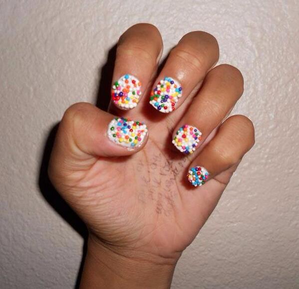 NailartSara's tweet photo. http://t.co/e7mdkppN17