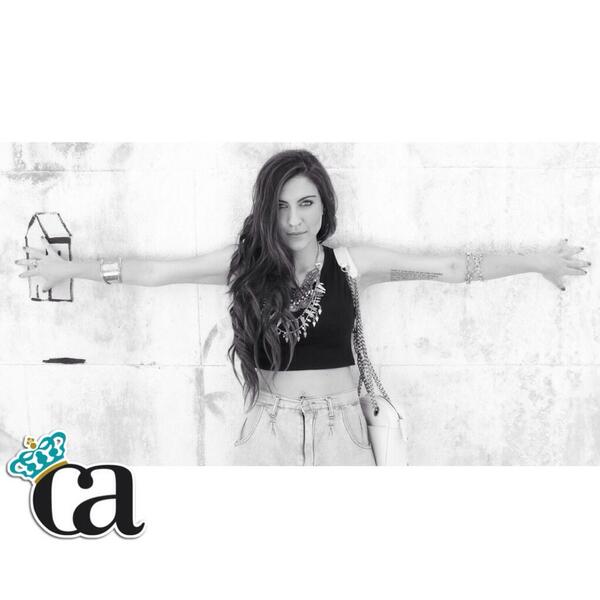 CarlosArnelas's tweet photo. Fotos📷 del #StreetStyle de esta semana! No os perdáis la sesión completa y el #ArnyVideo 🎬en 👉http://t.co/IHmSF6IGpF👈 http://t.co/NDAHNIGQWd