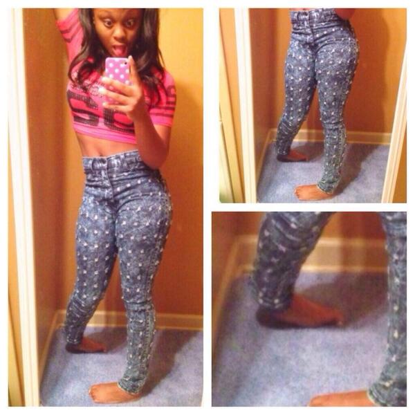 OuEstLeRespect's tweet photo. Mdr Elle a failli se briser la jambe pour essayer d’être sexy :( #MaisOuEstLeRespect http://t.co/eL5qvNiVQq