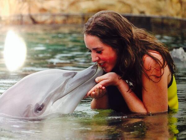 AnnaStephens192's tweet image. Best day ever #orlando followed by spotting childhood sweetheart @officialkeith #happyholiday