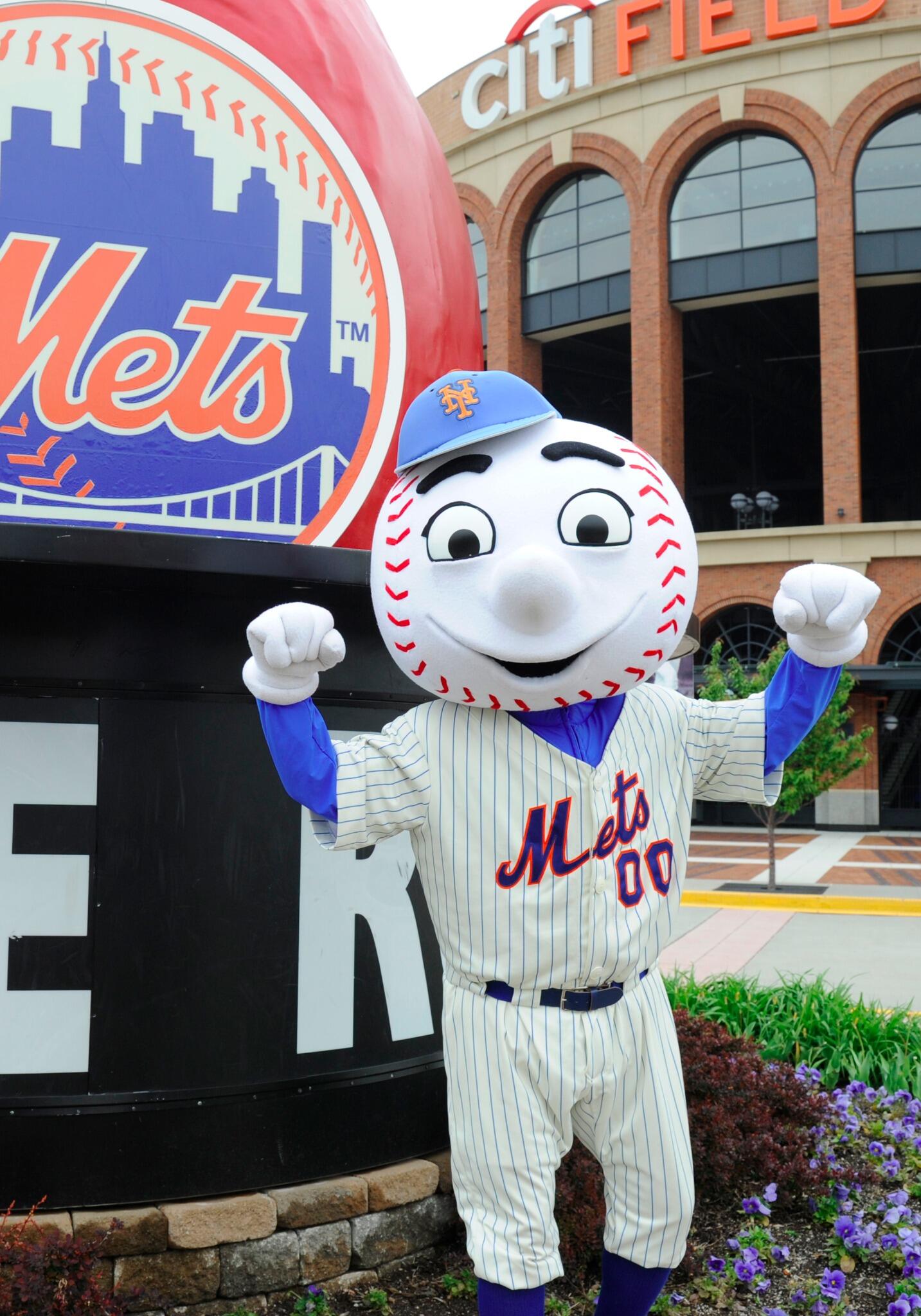 Mr. Met on X: Happy Father's Day to all the #Mets dads out there