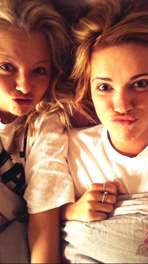 LilyRobinson6's tweet photo. I love this girl. @sambrinton http://t.co/X69et17CUs