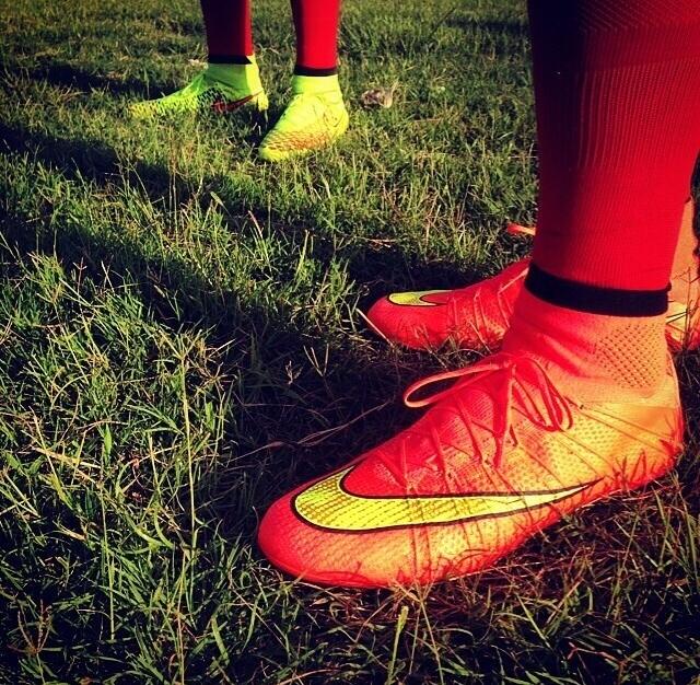 Botines nike outlet con medias