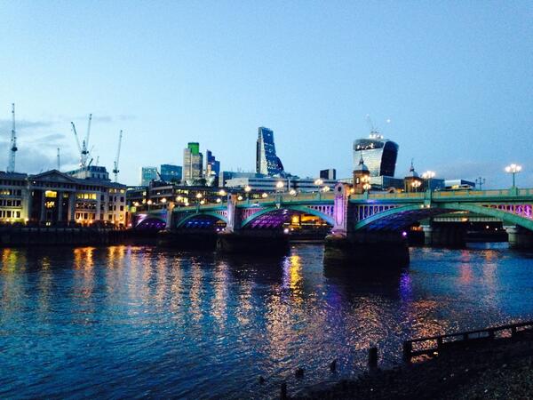 The beautiful colours of #Matisse <a href="/Tate/">Tate</a> seem to have rubbed off on the Southbank.