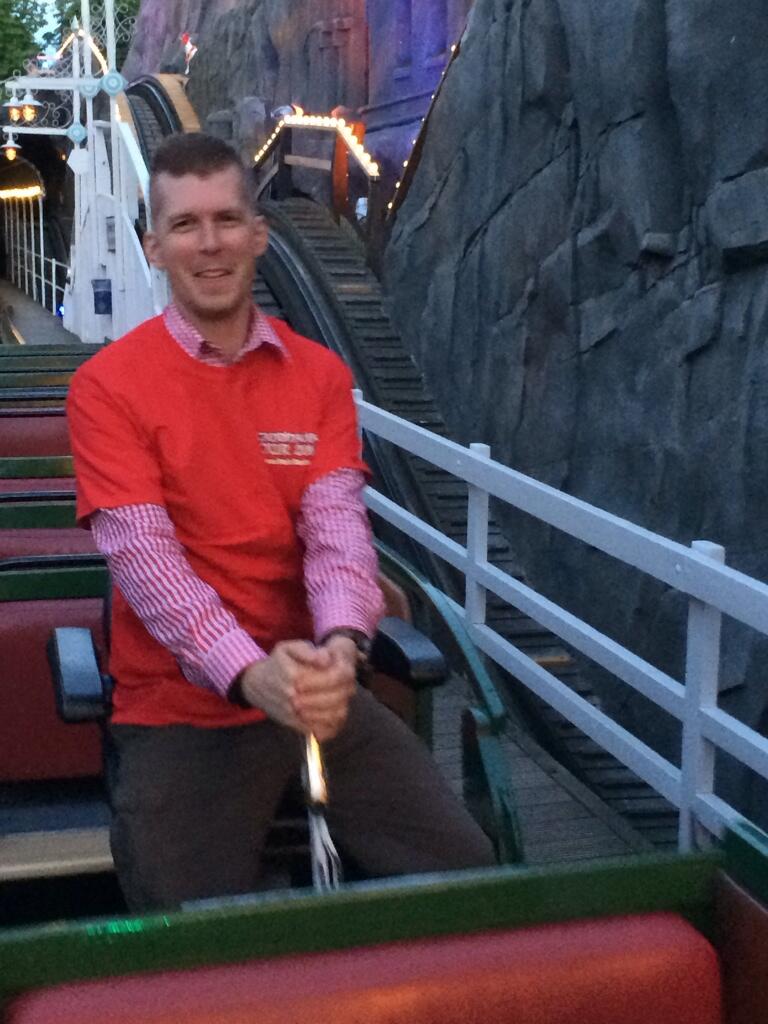 BqM4xMzCUAAk1h3.jpg:large