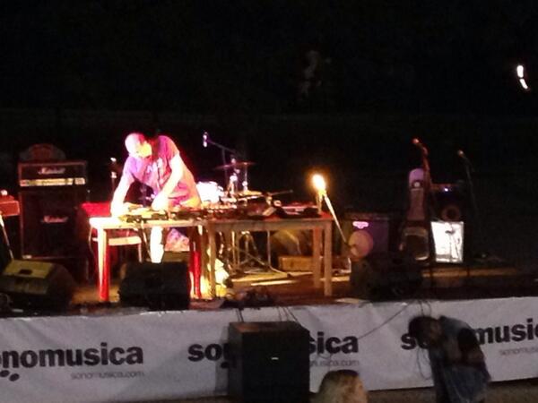 MusicPotProject's tweet image. .@lucadegennaro djset ora all'anfiteatro della Martesana!