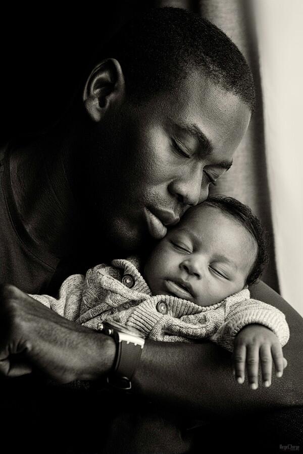 500px's tweet image. We Asked 8 Photographer Dads To Reveal Their Camera Gear Wish Lists: bit.ly/1ndQp28 via @500px #FathersDay