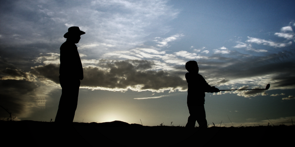 TaylorMadeGolf's tweet photo. To fathers everywhere, a sincere Happy Father's Day from @TaylorMadeGolf. http://t.co/UYlqYQNoiz