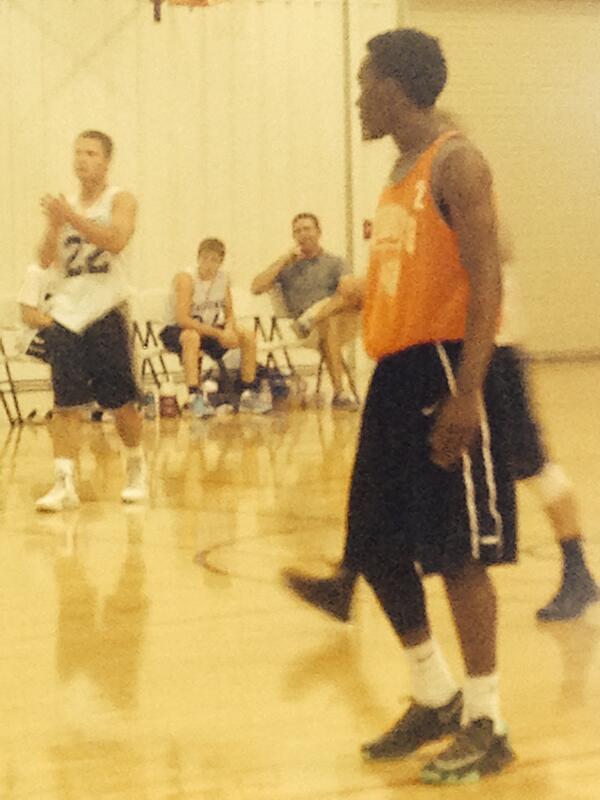 hooper_real_2's tweet image. 🏀🏀 yesterday was a good of basketball 🏀🏀 #stillinthemaking FUTURE 4a CHAMPS