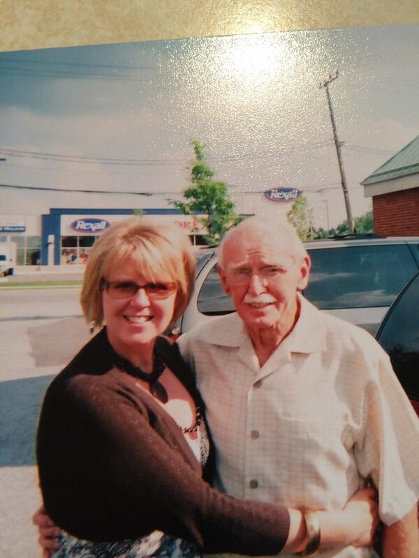 AndyLou_S's tweet photo. Thankful today for a precious Dad and wonderful memories!#missmydad http://t.co/2TXpWGL0wt