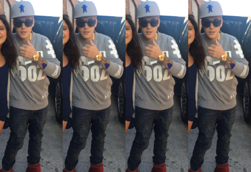 husamhsm's tweet photo. JUSTIN'S OUTFITS ARE ALWAYS ON POINT http://t.co/g6dqTfT7TU