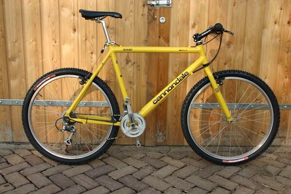 yellow cannondale mountain bike