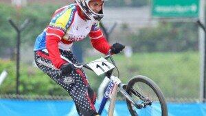 mindeporte_ve's tweet image. Stefany Hernández ascendió al tercer lugar del ranking mundial de Bicicross