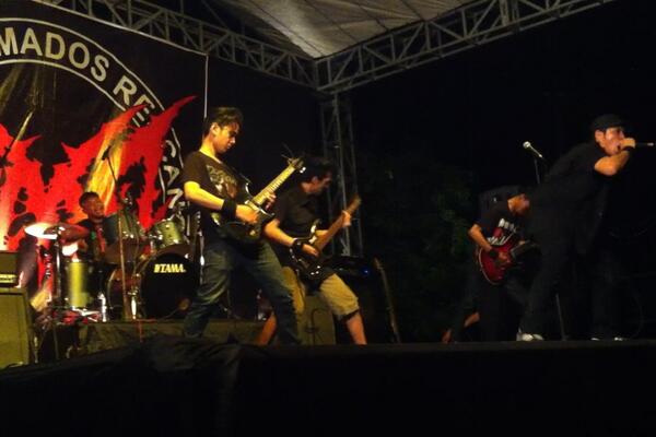 Termaksih byk pasugatan \m/ RMR
jga kalian smua yg support dan hadir "see you next time LIAR!!!!