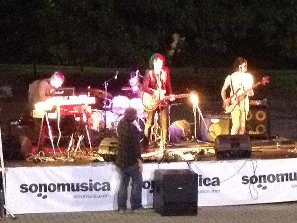 MusicPotProject's tweet image. Dellera live now @ anfiteatro Martesana!