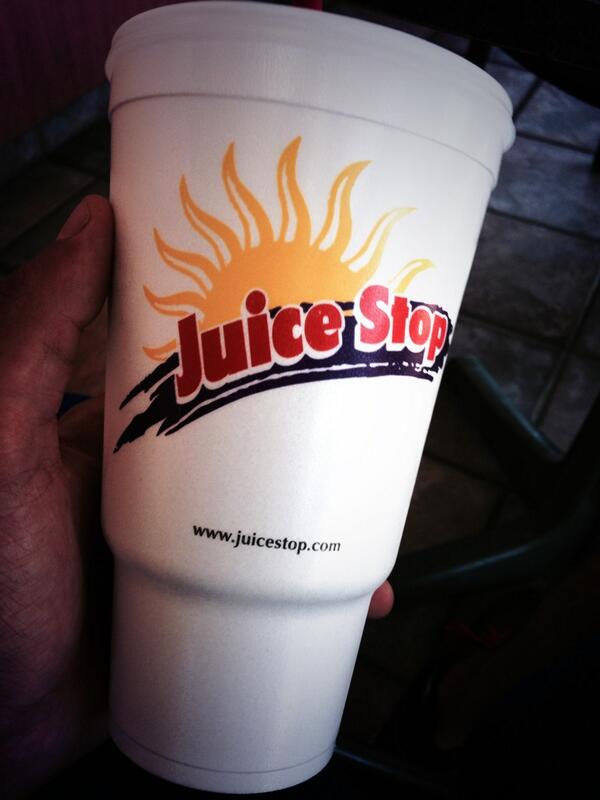 jay_stu_140's tweet image. Perks of dating the beautiful girl that works at juice stop💕 #freesmoothies🙆