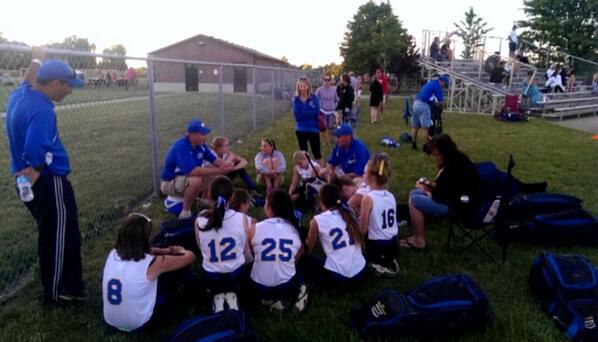 Carmel Lady Hounds (@carmelsoftball) on Twitter photo 