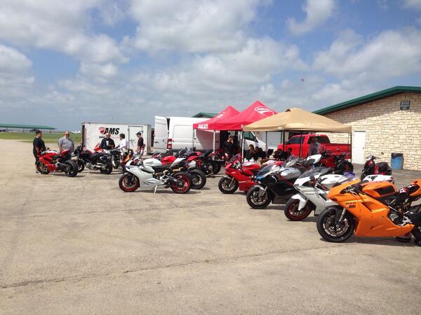 AMSDucatiDallas's tweet photo. Happy Fathers Day!!! http://t.co/pVoewGpuDG