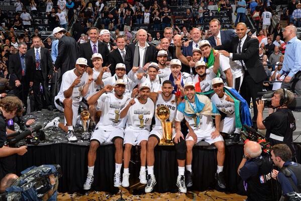GASSS14's tweet photo. #NBAChamps #GoSpursGo http://t.co/rZn5vsjX2y