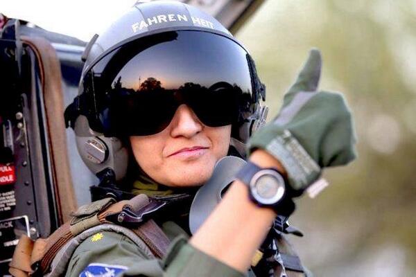 xyzbtc1's tweet photo. I wonder how the Taliban will view their martyrdom when they are killed by a Pakistani woman fighter pilot.
#ZarbEAzb http://t.co/zjPY35zFWB