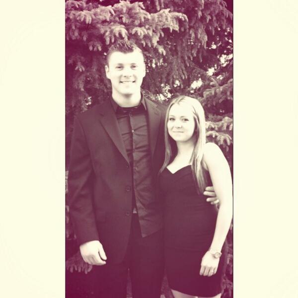 Shyaspears's tweet photo. Thanks for being you, &amp; being mine too. I love you 💕 http://t.co/NfsE34gmOV