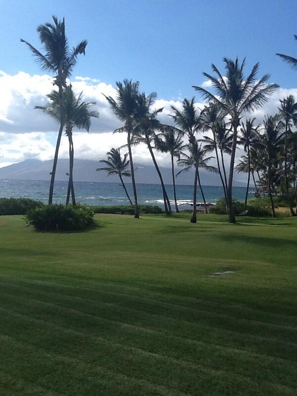 boomtime12's tweet photo. #maui # unreal http://t.co/hBjs3FCfas
