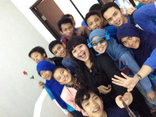 Frax_4's tweet photo. @SoulCrave #selfiemomentterasik http://t.co/NaoONdCT1D