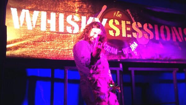 WhiskySessions's tweet photo. Dramtastic last night with @theabsentees4 &amp; Hippy Joe! Thanks to all our acts &amp;  @IsleOfWightFest @JohnGiddings01 http://t.co/laLxrcHcup