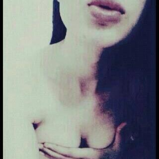 KayaEsrin's tweet photo. 2 sene  önceki fotomm :) http://t.co/ehZVllxSxF