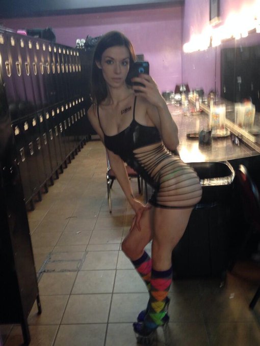 Come see me @ Pts Centerfolds in Denver CO it the all nude club http://t.co/Atzku4ri1x<a href="/tag/flexin"class="tags"><span>#flexin</span></a>
