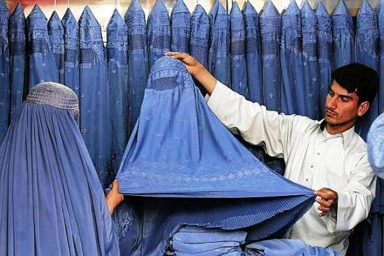 #BlandusTuVasAvoirMalALanus Blandus souhaite passer incognito