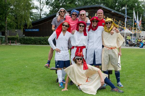 Enorm genoten tijdens de eerste editie van het Hurley Senioren Toernooi + de best verklede ploegen!