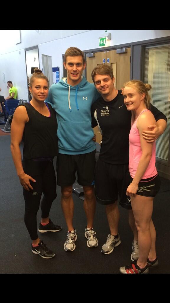 jason_66's tweet photo. Emotional last day at @SINIcouk for @RyWhitley84 it has been a pleasure mate. Enjoy Wales! @AmyFaster #PBdays http://t.co/GmMi8lfesa