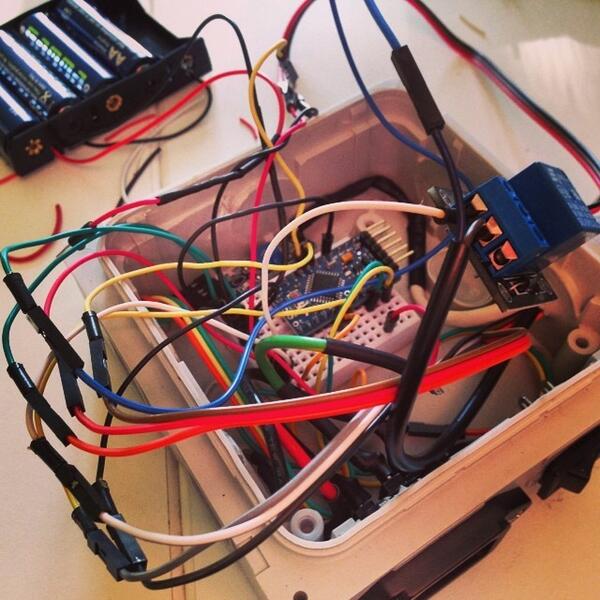 insta_arduino's tweet image. ift.tt/1iBkVk1 - The guts of my #garduino #arduino by sitebase @ ift.tt/1vss1yU